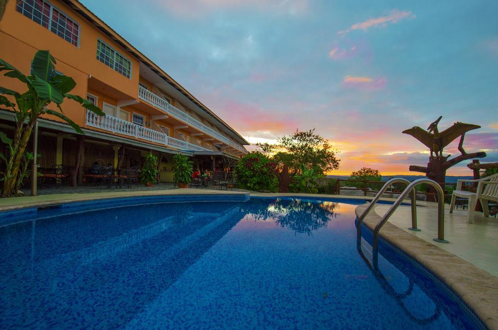 Cahal Pech Village Resort San Ignacio Bagian luar foto
